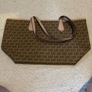 Michael Kors tote